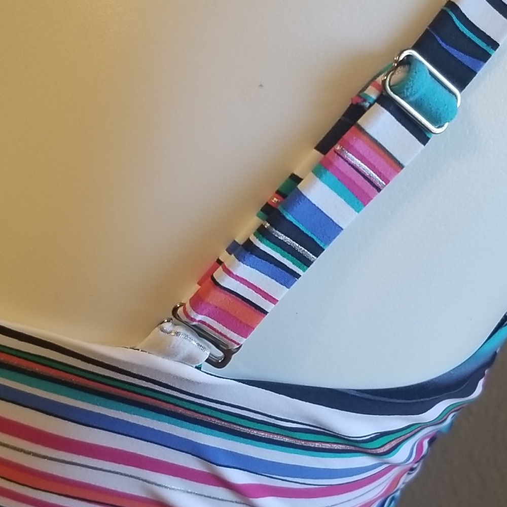 Captiva swim top 1x - Picture 5 of 11